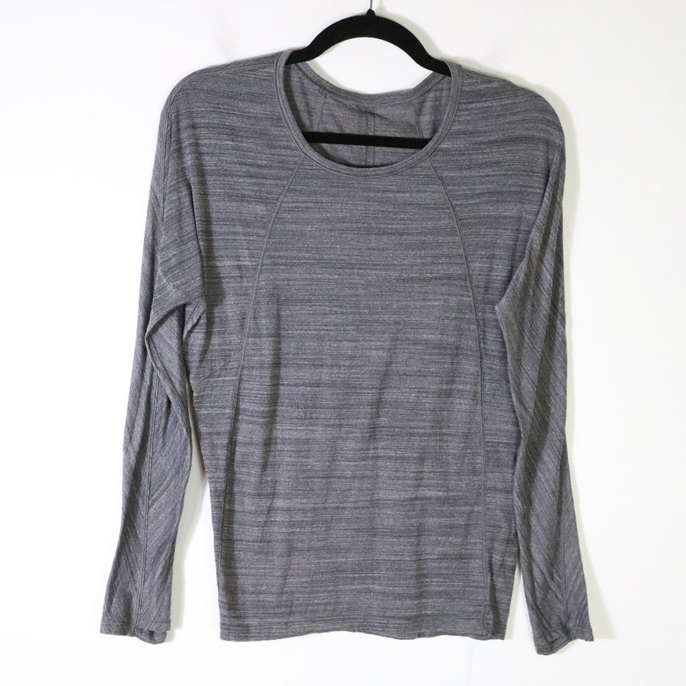 Lululemon Heathered Gray long Sleeve Athletic Shirt Size 6 Scoop Neck